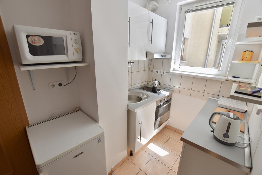 Central Studio Boulevard Budapest Eksteriør bilde